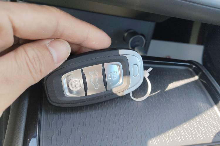 Used Hongqi E-QM5 2024 610 km PLUS