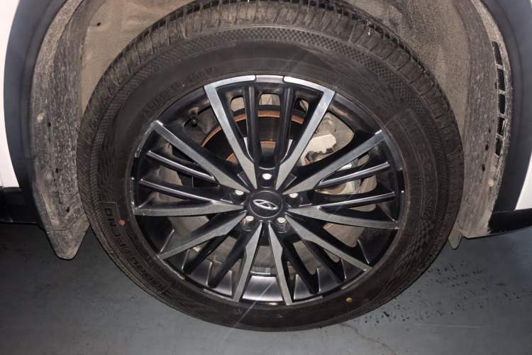 Used Chery Tiggo 8 PLUS 2021 290TGDI DCT Haoting Edition Right Front Wheel Hub