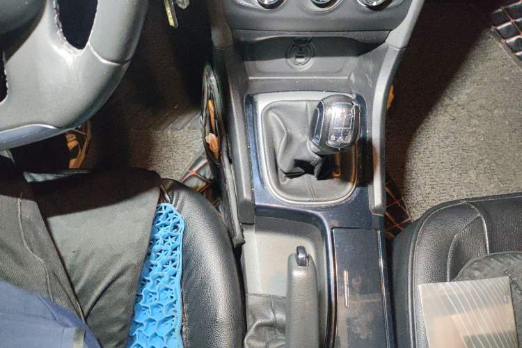 Used Citroen C4L 2014 1.8L Intelligent Drive Manual Enjoyment Model
