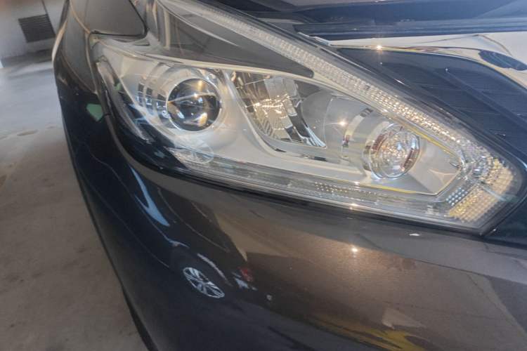 Used Nissan Murano 2021 2.5L XL Two-Wheel Drive Smart Connect Luxury Edition