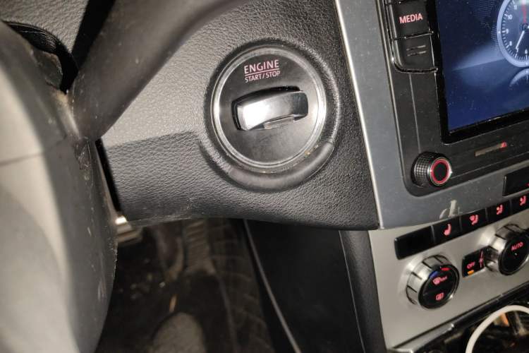 Used Volkswagen FAW-Volkswagen CC 2011 2.0 TSI Ultimate Edition
