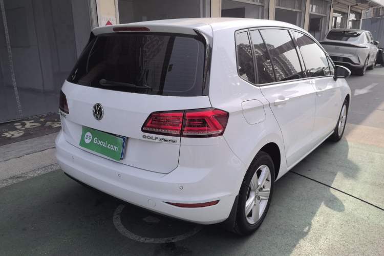 Used Volkswagen Golf Sportsvan 2016 1.6L Automatic Comfort Model
