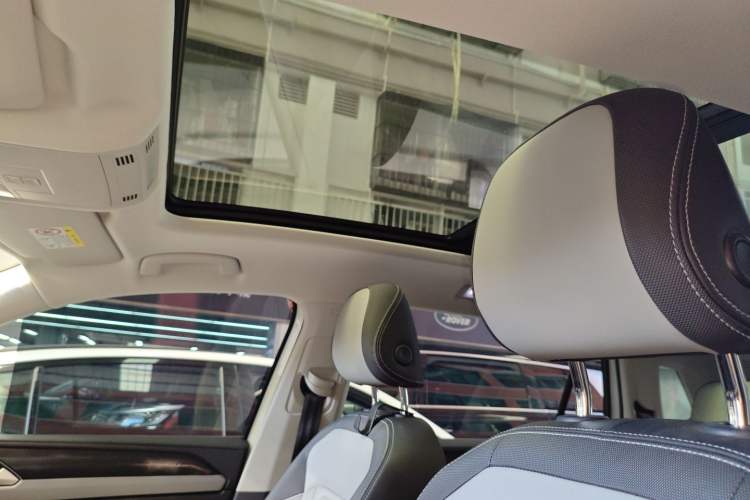 Used Volkswagen Tayron 2023 330TSI Two-Wheel-Drive Luxury Plus Advanced Version