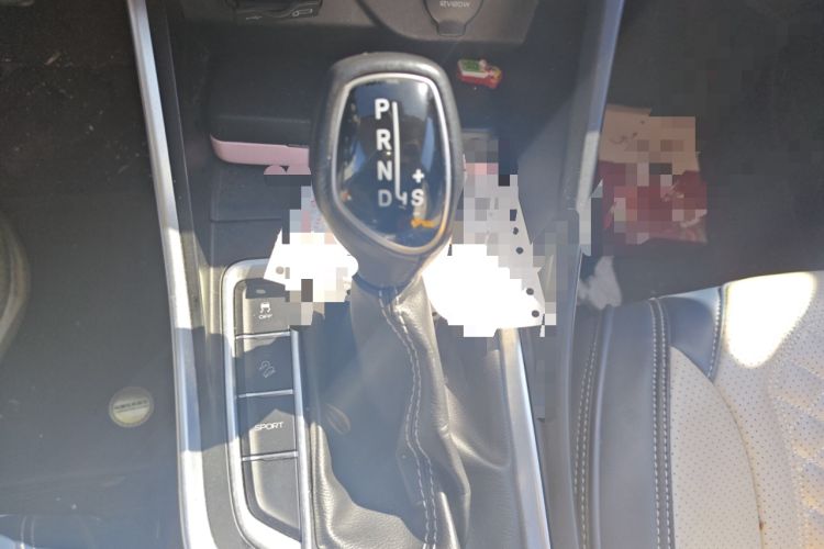 Used Geely Auto Vision X3 2020 1.5L CVT Luxury Model Gear Lever