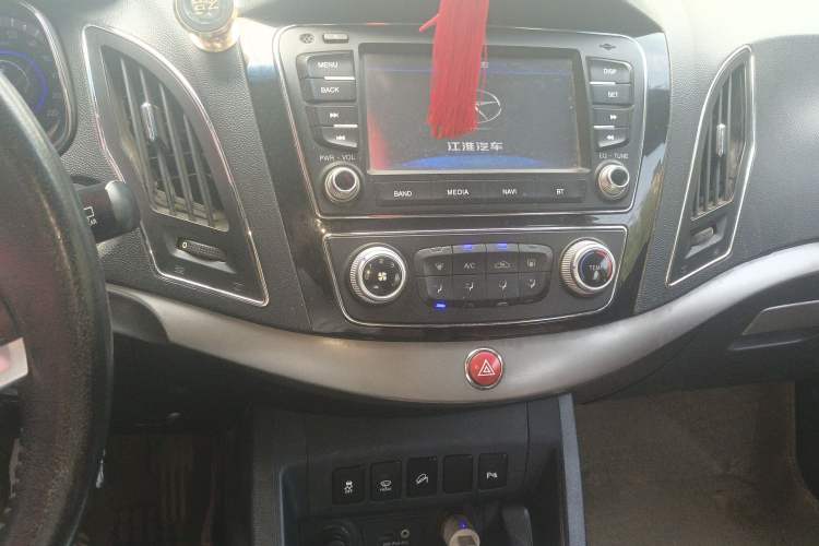 Used JAC Refine S5 2013 2.0T Manual Luxury Edition
