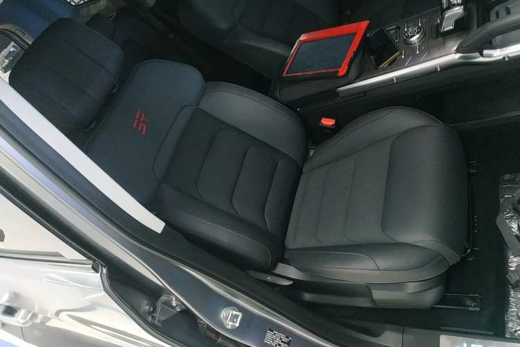 Used JETOUR Traveler 2023 2.0T Four-Wheel Drive Conqueror
