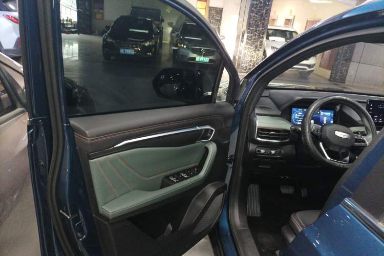 Used Geely Auto Haoyue L 2023 2.0T DCT Prestige Edition Driver Seat