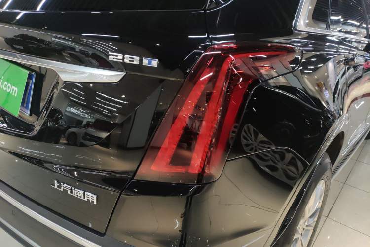 Used Cadillac XT5 2023 2.0T Two-Wheel-Drive Fashion Edition
