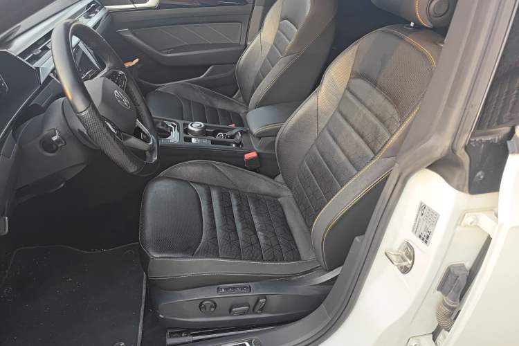 Used Volkswagen FAW-Volkswagen CC 2021 380TSI Striking Edition Left Front Seat