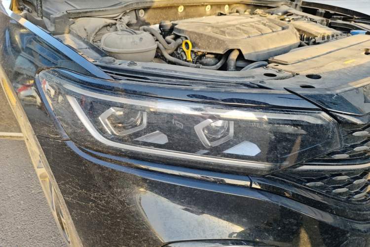 Used Volkswagen Passat 2023 Facelift 330TSI Prestige Edition Right Front Headlight