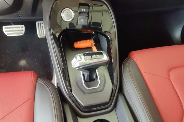 Used Haval H2s 2018 Blue Label 1.5T Dual-Clutch Luxury Model