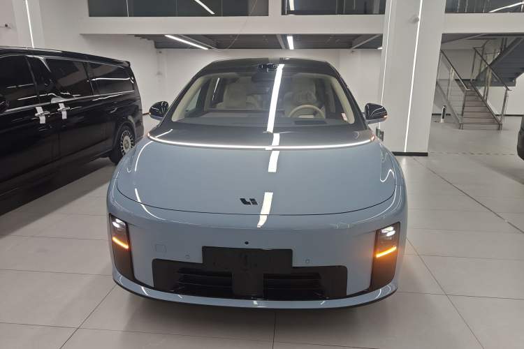 Used Li Auto i8 2025 Model Standard Version
