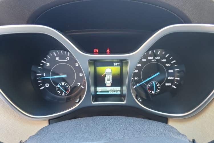 Used JMC Yusheng S330 2016 1.5L GTDi Automatic Two-Wheel Drive Fashion Edition
