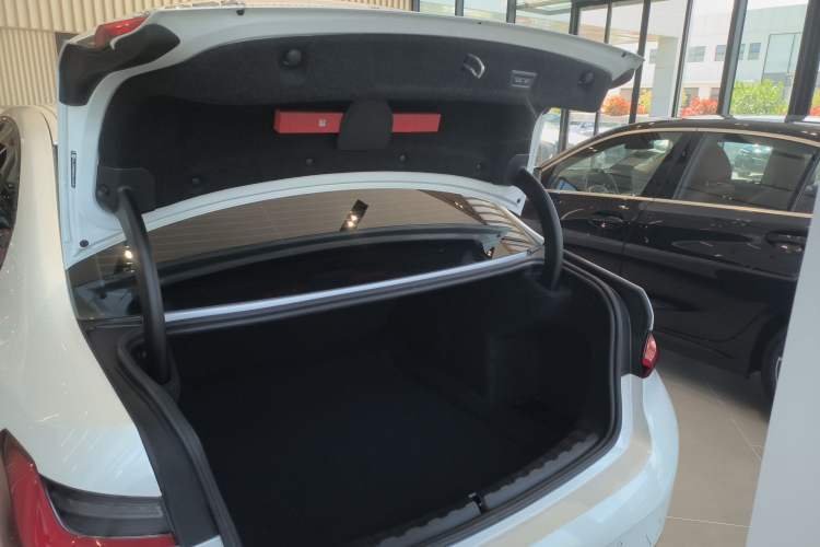 Used BMW 3 Series 2024 325Li M Sport Night Edition Package
