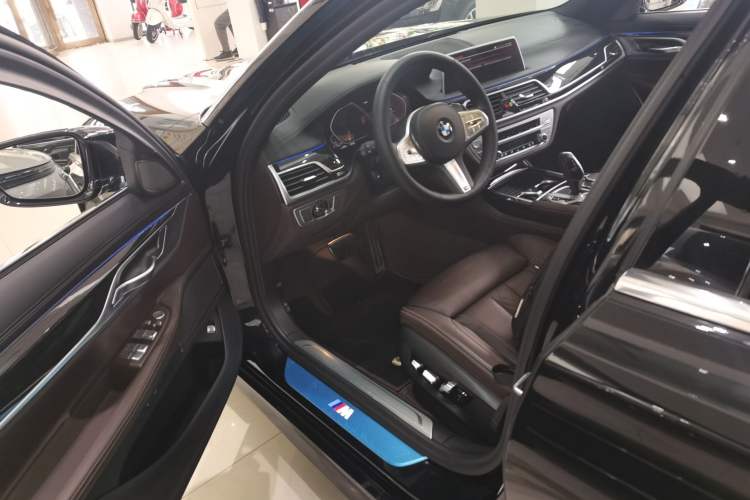 Used BMW 7 Series 2021 730Li M Sport Package

