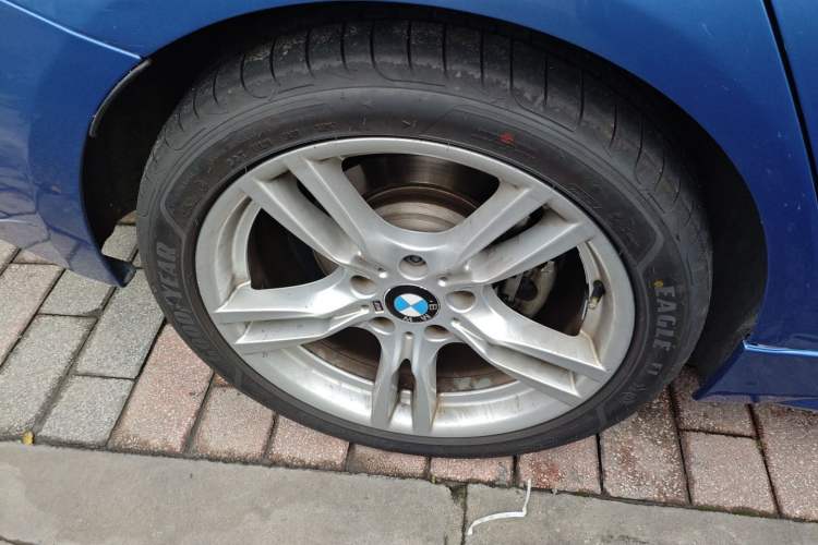 Used BMW 3 Series 2018 320Li Leading Model M Sport Package
