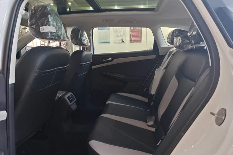 Used Jetta VS7 2026 Model, 280TSI Automatic Pioneer Edition Left Rear Seat