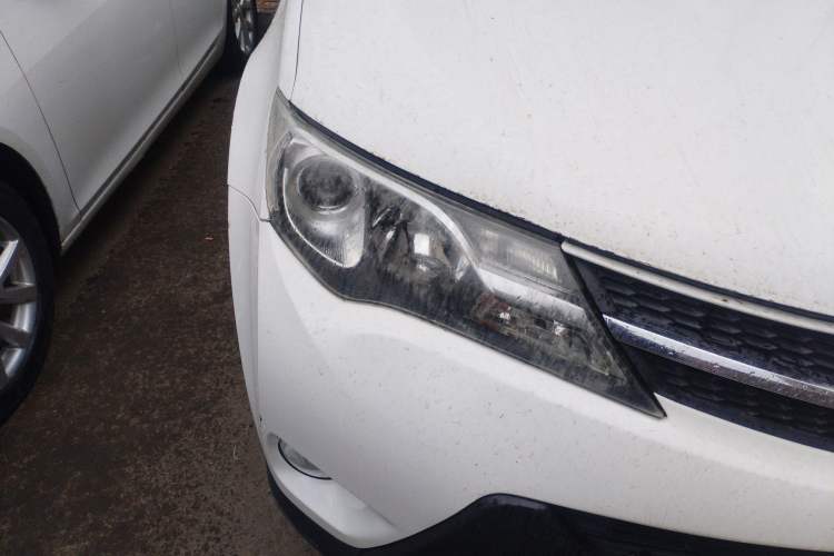 Used Toyota RAV4 2013 2.0L CVT Four-Wheel Drive Fashion Edition
