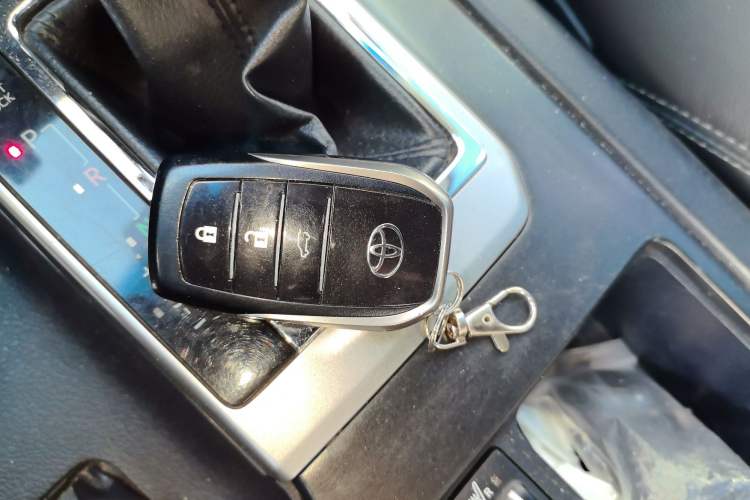 Used Toyota Prado 2016 2.7L Automatic Standard Edition