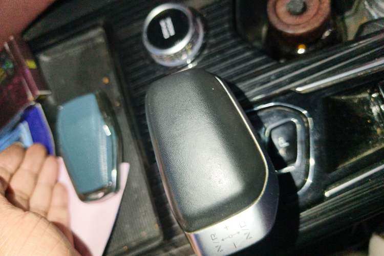 Used Geely Auto Monjaro L 2021 2.0TD DCT EVO Two-Wheel Drive Smart Luxury Version Vehicle Key