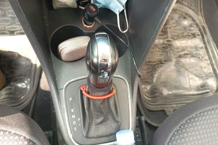 Used Volkswagen Polo 2014 1.6L Automatic Comfort Edition