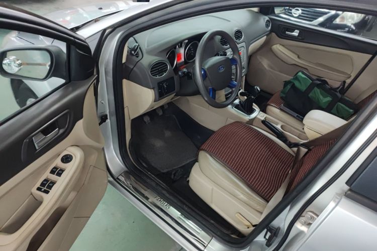 Used Ford Focus 2013 Sedan Classic 1.8L Manual Base Model Driver Seat