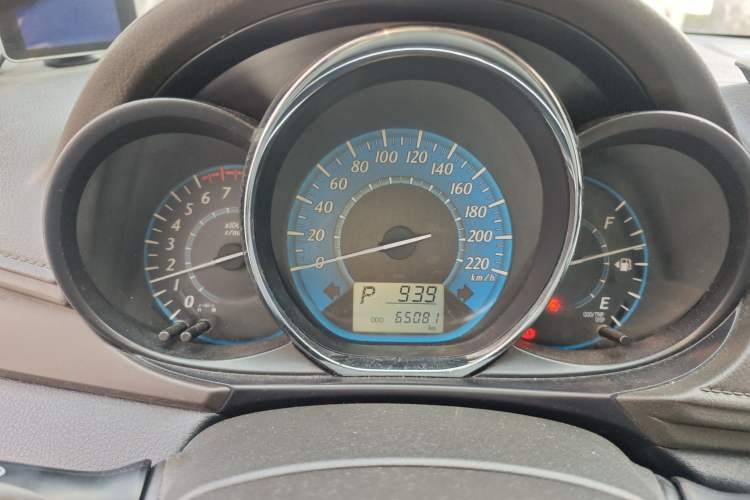 Used Toyota YARiS L Zhi Xuan 2014 1.3E Automatic Charm Edition