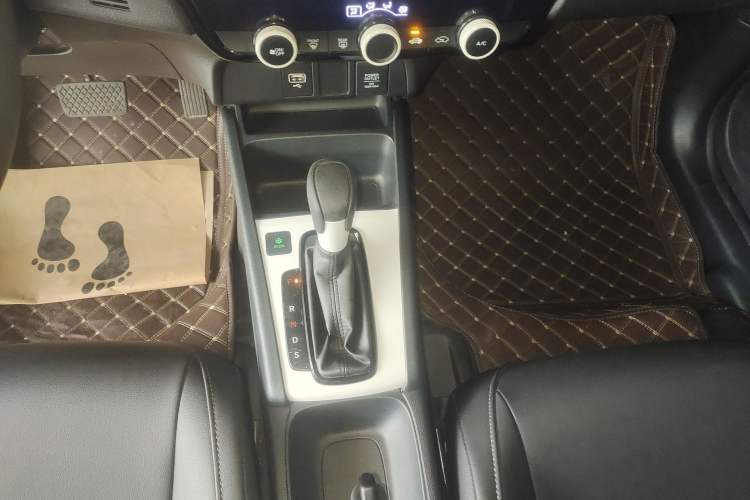 Used Honda Fit 2021 1.5L CVT Trend Edition Gear Lever