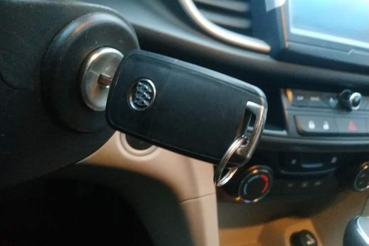 Used Buick GT 2015 15N Automatic Entry-Level Trim Vehicle Key