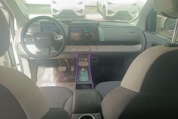 Used CHANGAN NEVO Lumin 2023 301km Honey Dew Edition