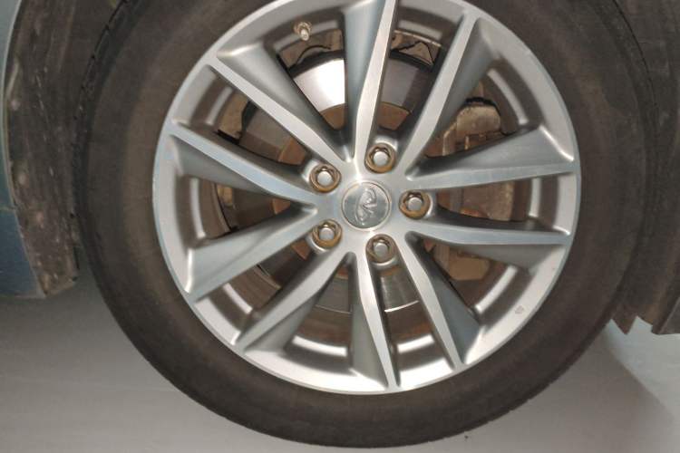 Used Infiniti Q50 2014 2.0T Comfort Edition