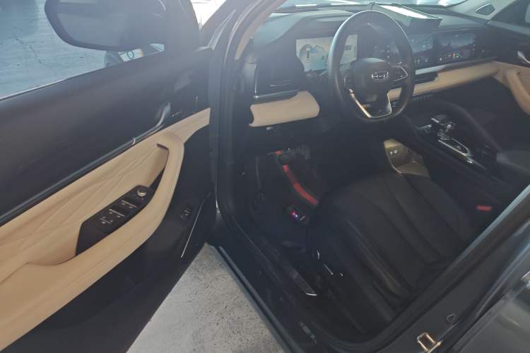 Used Geely Auto Monjaro L 2023 2.0TD High-Power Automatic Two-Wheel Drive Flagship Version