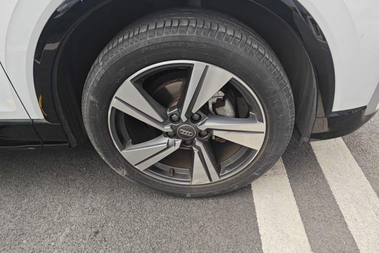 Used Audi Q2L 2020 35 TFSI Fashion Dynamic Model
