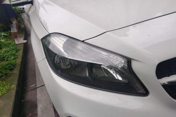 Used Mercedes-Benz A-Class 2016 A 180 Right Front Headlight