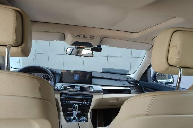 Used BMW 7 Series 2011 730Li Elegant Model Headliner