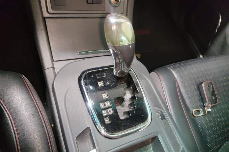 Used BYD S7 2015 2.0T Automatic Flagship Edition Gear Lever