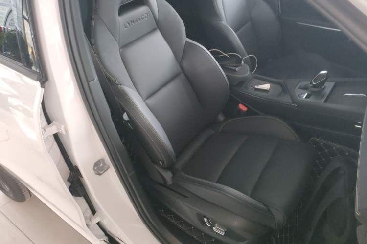 Used Lynk & Co 01 2025 2.0TD Two-Wheel Drive Refreshed Pro Version
