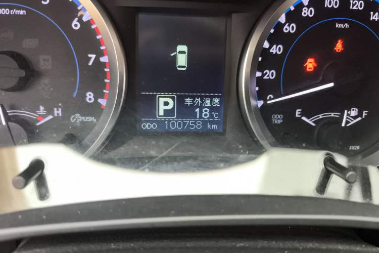 Used Toyota Highlander 2018 2.0T Two-Wheel Drive Elite Version 5 Seats China VI Standard