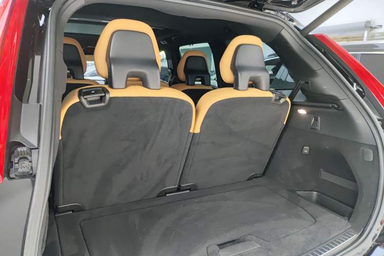 Used Volvo XC90 2019 T6 Zhiyi Edition 7-Seater China VI Standard