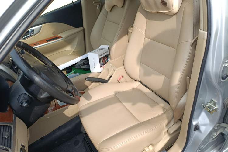 Used Buick Excelle 2011 1.6 LE-AT
