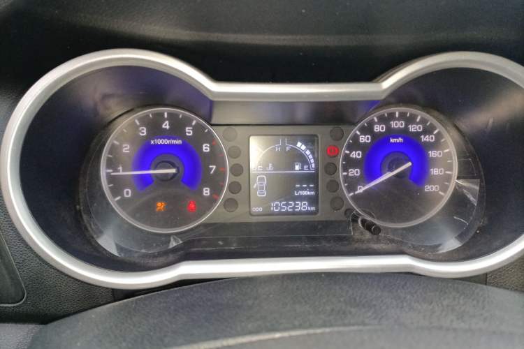 Used Dongfeng Aeolus AX3 2016 1.5L Manual ZhiKu Model