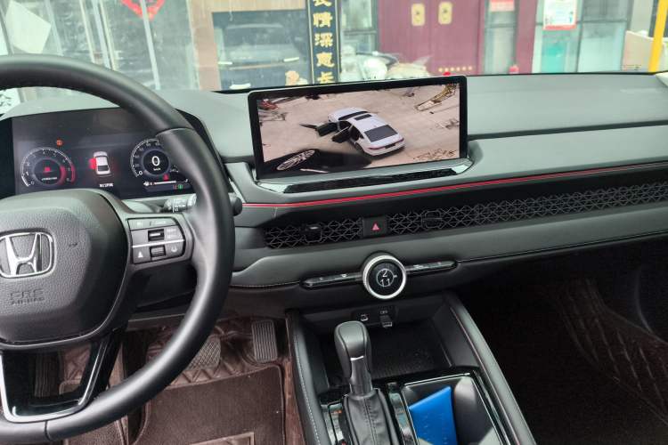 Used Honda Accord 2025 260TURBO Luxury Edition Audio And AC Panel