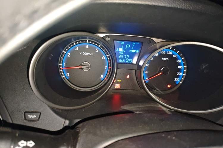 Used Hyundai ix35 2012 2.0L Automatic Two-Wheel Drive Elite Edition GLS
