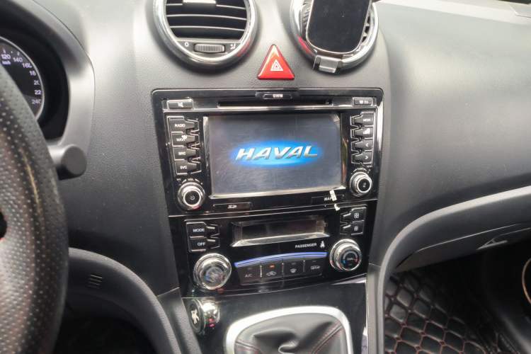 Used Haval H6 2013 Upgraded Model 1.5T Manual Two-Wheel Drive Elite Version