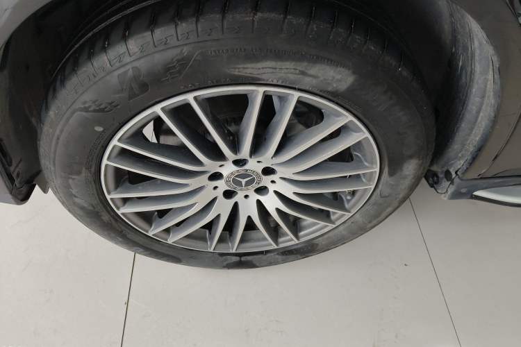 Used Mercedes-Benz GLC 2024 Refreshed GLC 300 L 4MATIC Dynamic Version 5 Seats