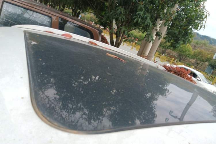 Used Zotye SR9 2017 2.0T Manual "Ultimate Light" Edition Roof