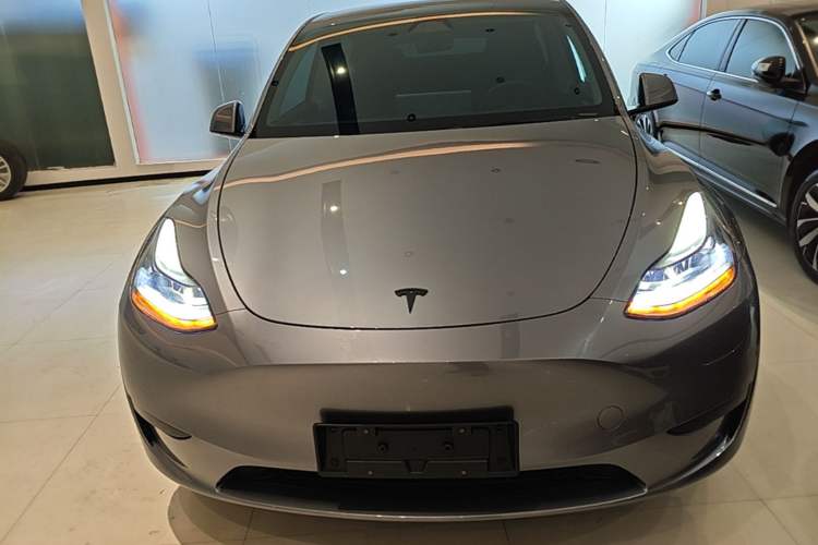 Used Tesla Model Y 2024 Rear-Wheel-Drive Version