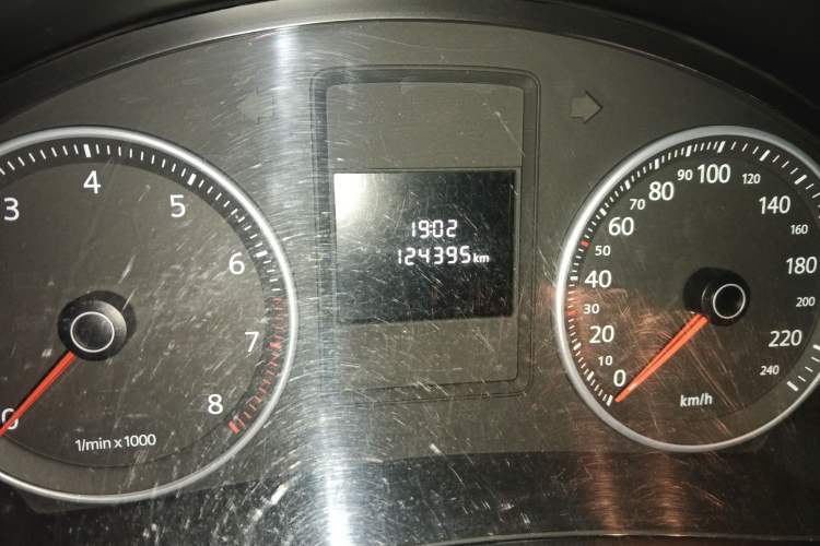 Used Volkswagen Bora 2012 1.4T Automatic Comfort Edition
