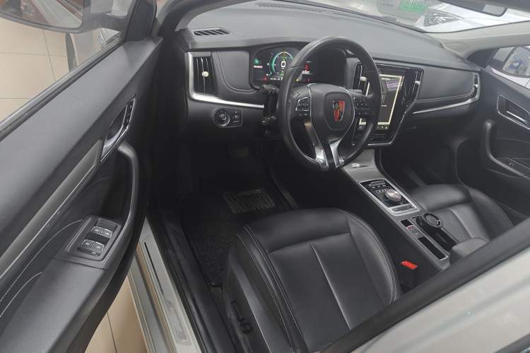 Used Roewe i6 New Energy 2017 45T Hybrid Connect & Smart Enjoyment Edition