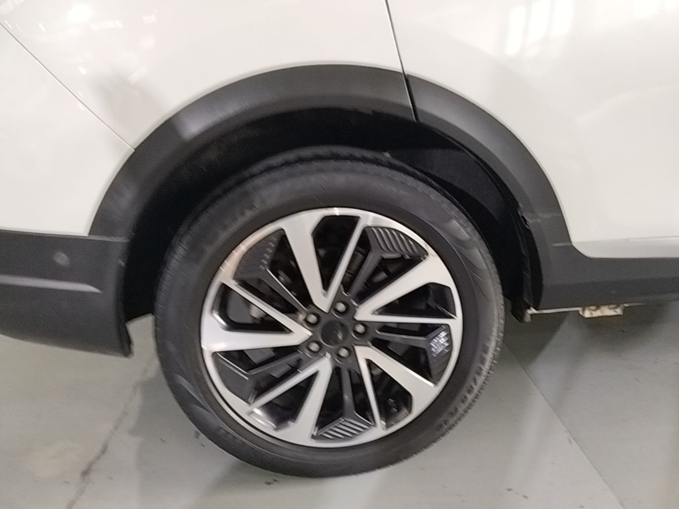 Dongfeng Aeolus AX7 2022 Mach Edition 1.5T DCT DF51 — снимка 11